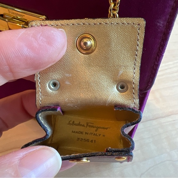 SALVATORE FERRAGAMO Suede Handbag with Matching Coin Purse *RARE* - Picture 5 of 14